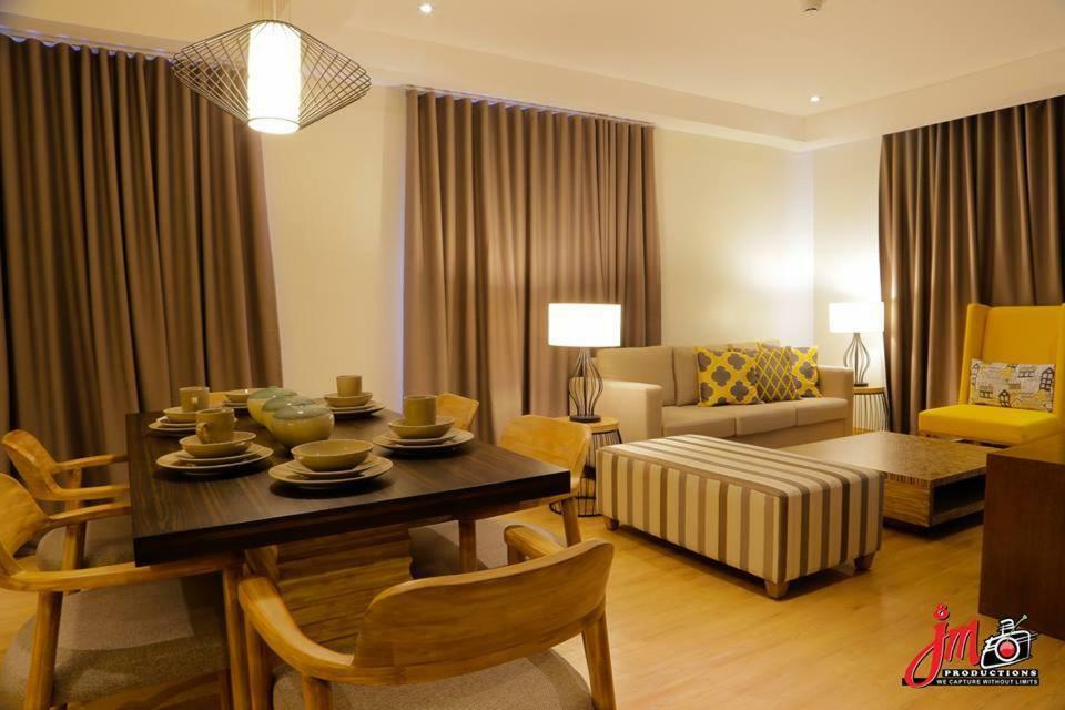 Icove Beach Hotel Olongapo Bagian luar foto